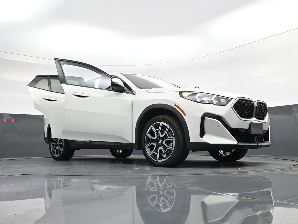 Used 2025 BMW X2 xDrive28i image 39