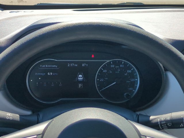 Used 2021 Nissan Versa SV FWD image 19