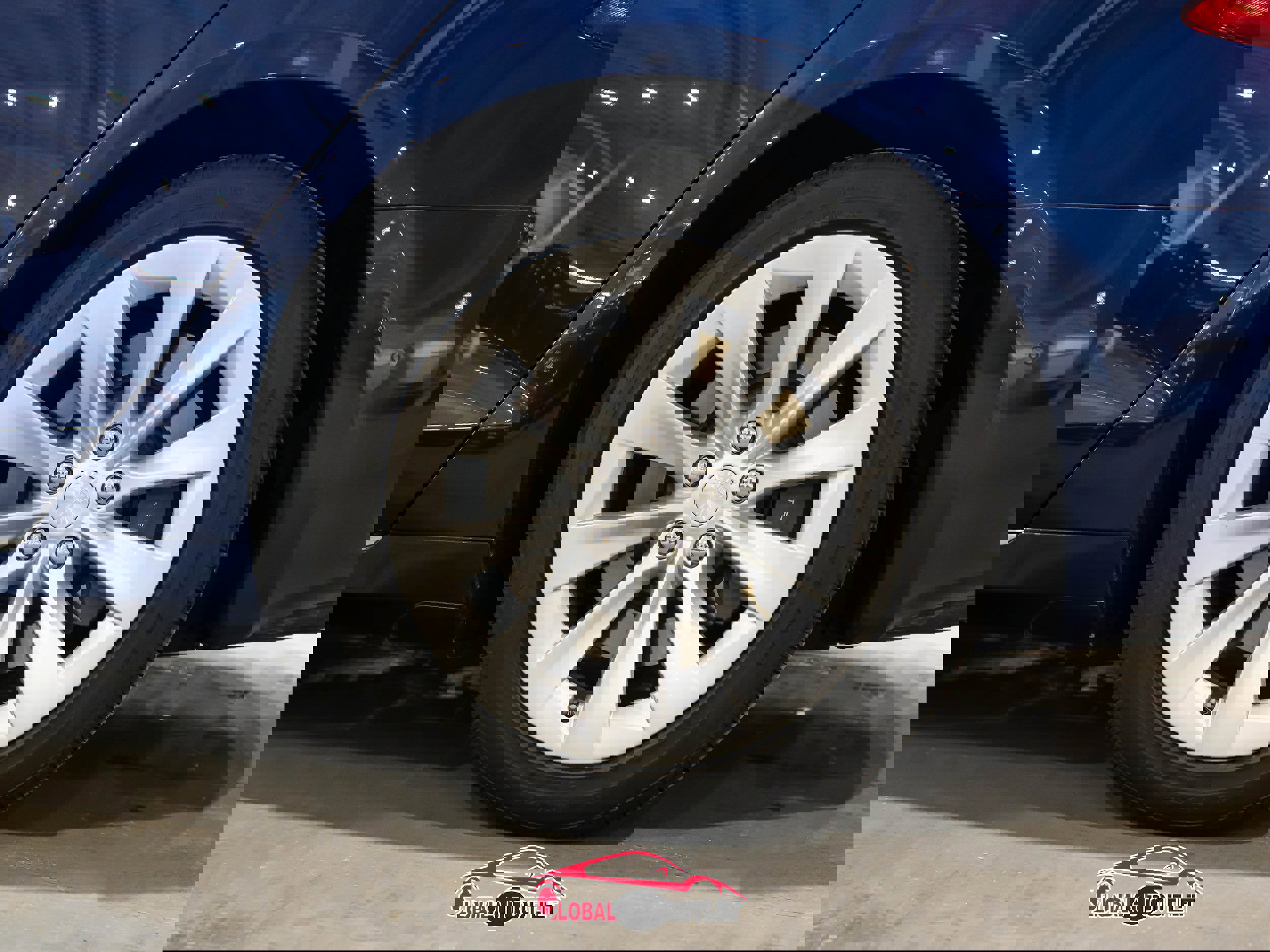 Used 2017 Tesla Model S 90D image 12