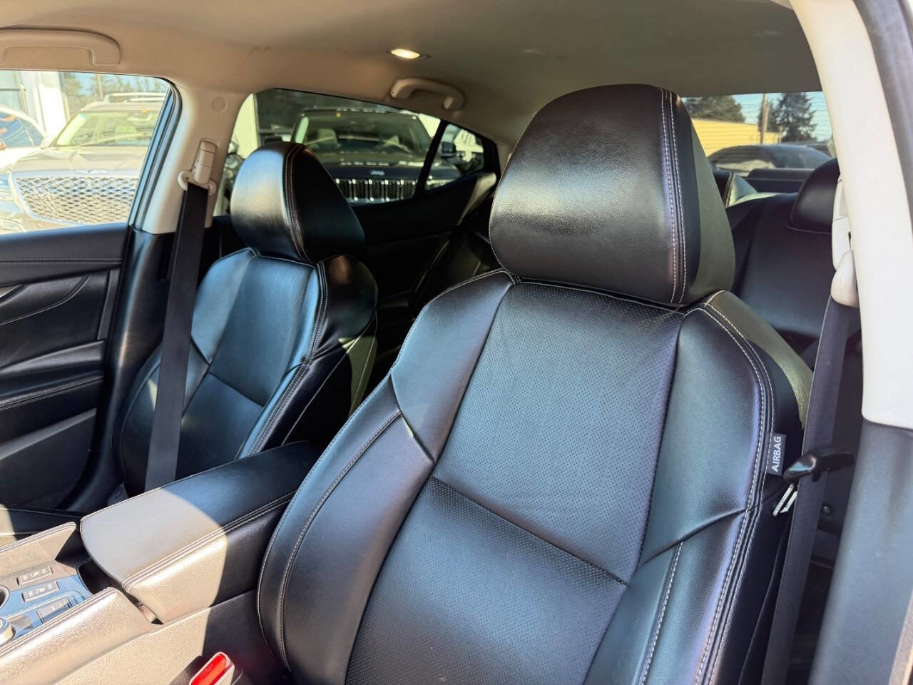 Used 2022 Nissan Maxima SV w/ Floor Mat Group image 39