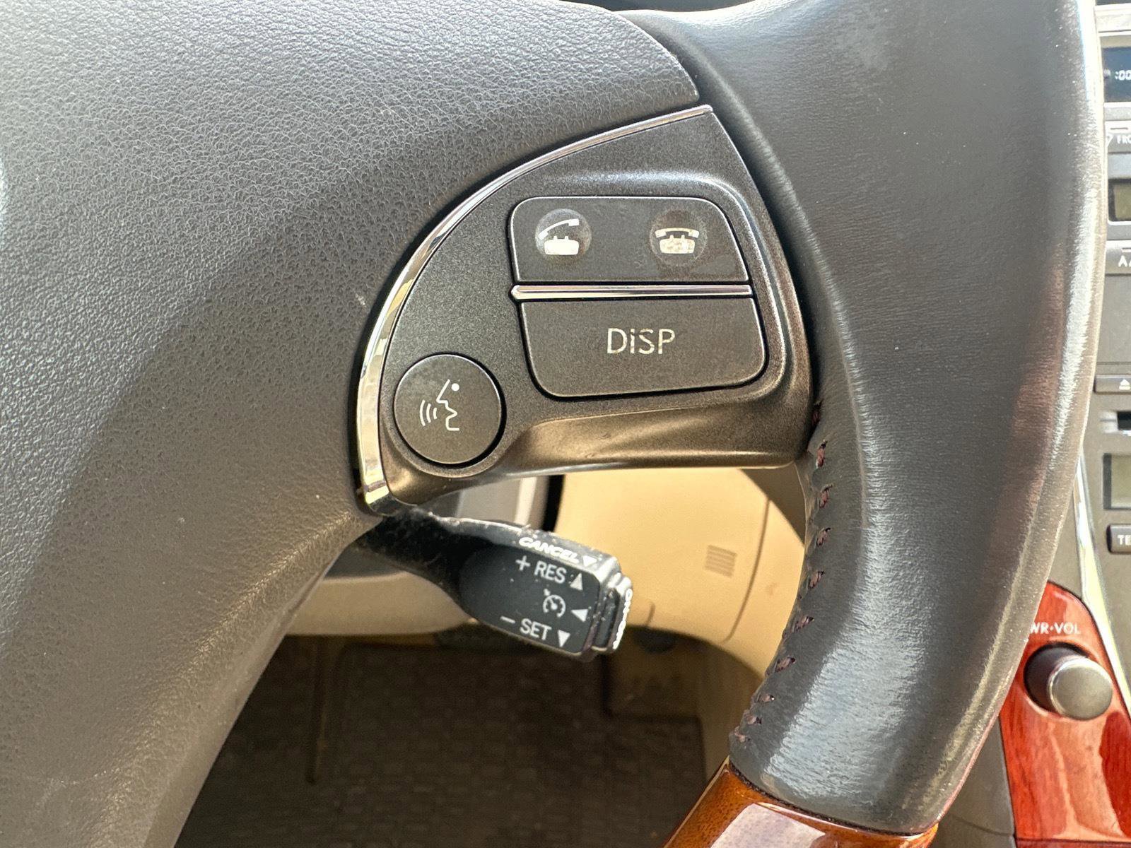 Used 2011 Lexus ES 350 FWD image 17