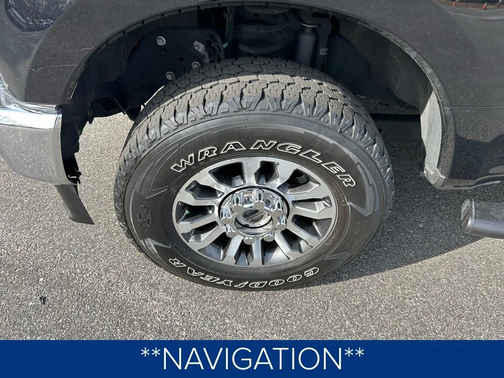 Used 2022 Ford F250 Lariat image 13