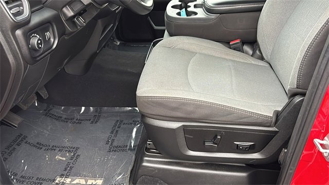 Used 2024 RAM 2500 Big Horn w/ Bed Utility Group image 25