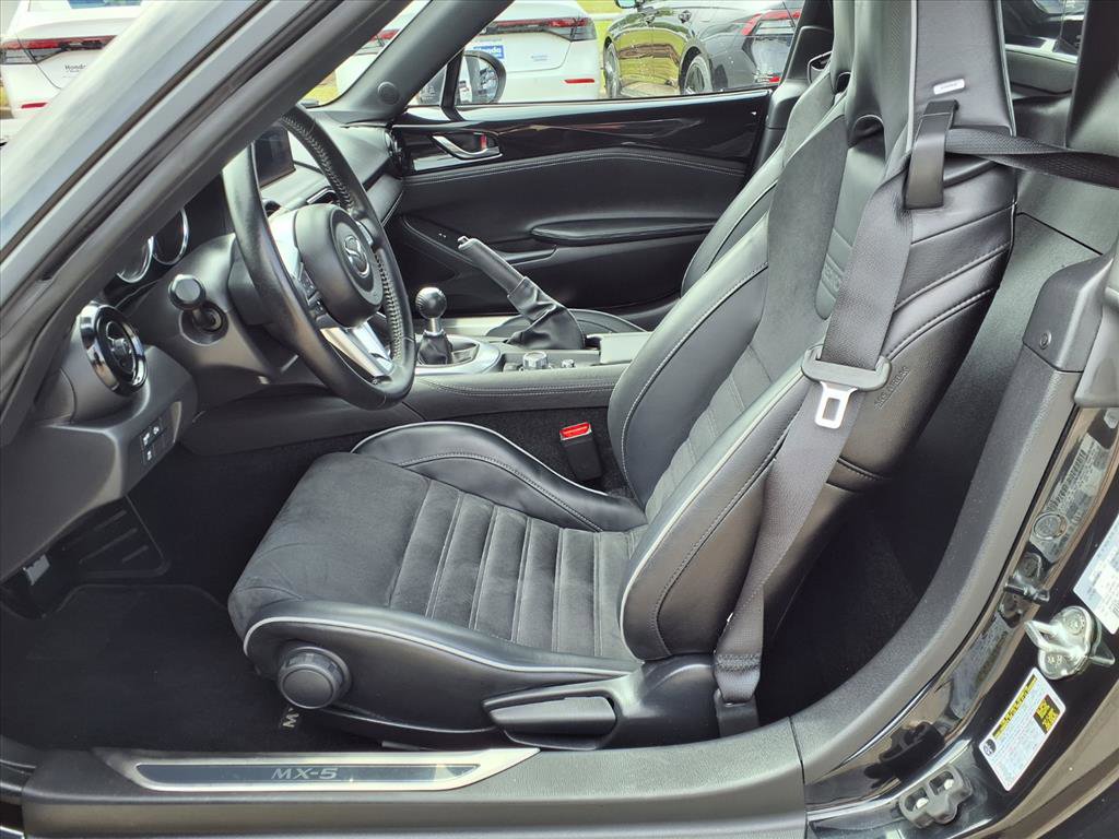 Used 2025 MAZDA MX-5 Miata RF Club w/ Interior Package RWD image 19