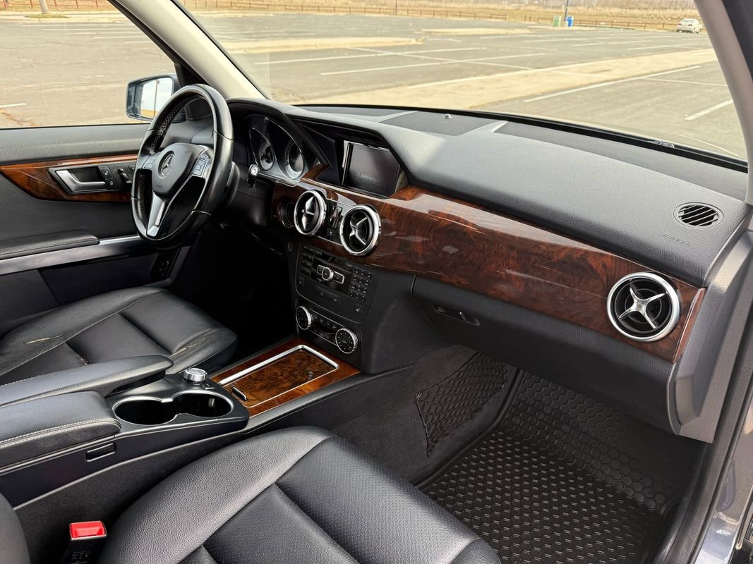 Used 2013 Mercedes-Benz GLK 350 4MATIC image 11