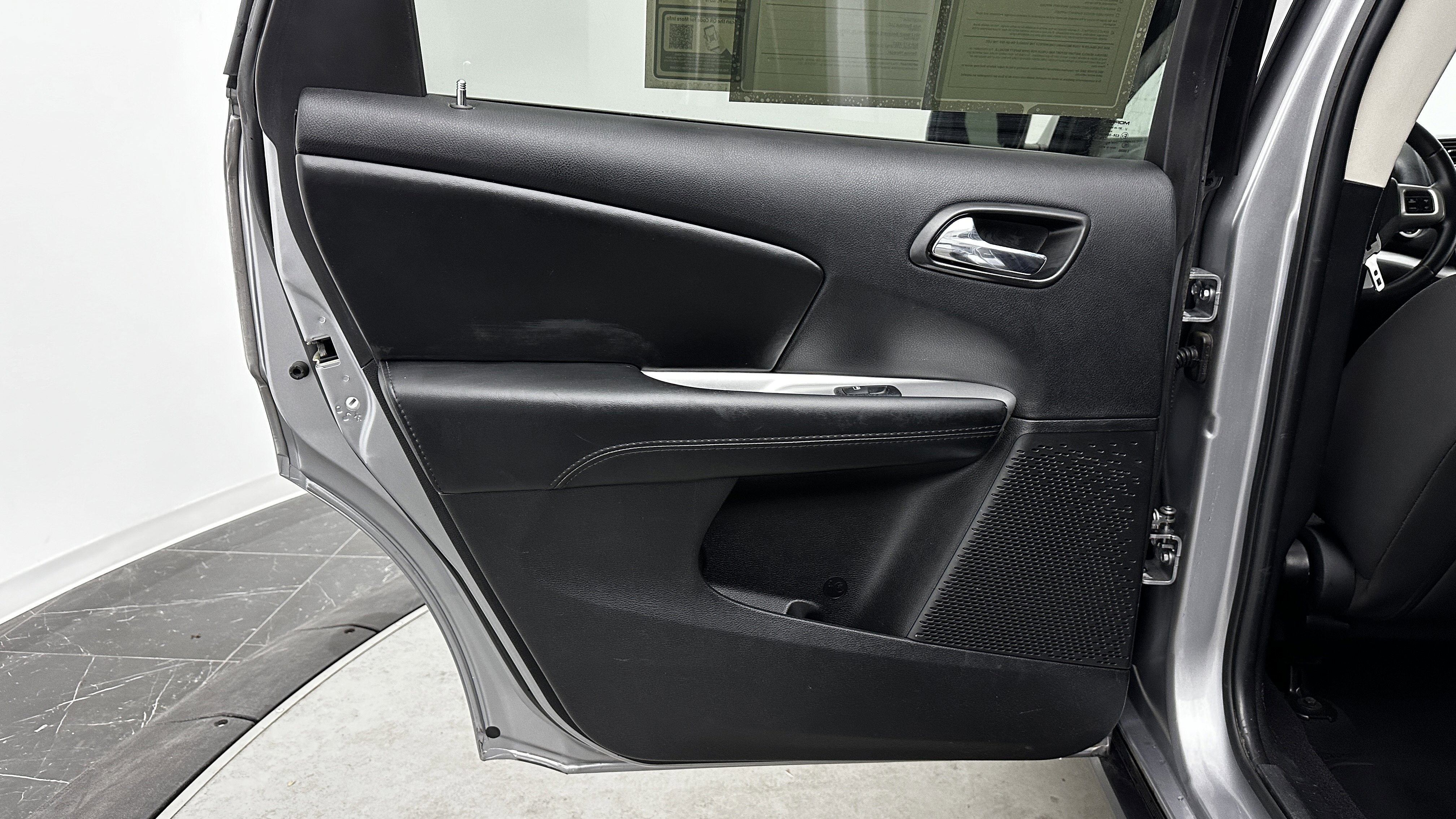 Used 2018 Dodge Journey SE w/ Popular Equipment Group image 22
