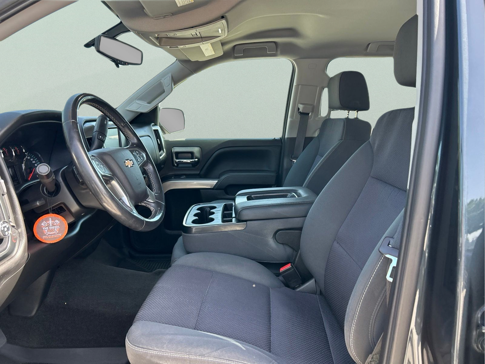 Used 2018 Chevrolet Silverado 1500 LT w/ All Star Edition AWD/4WD image 9