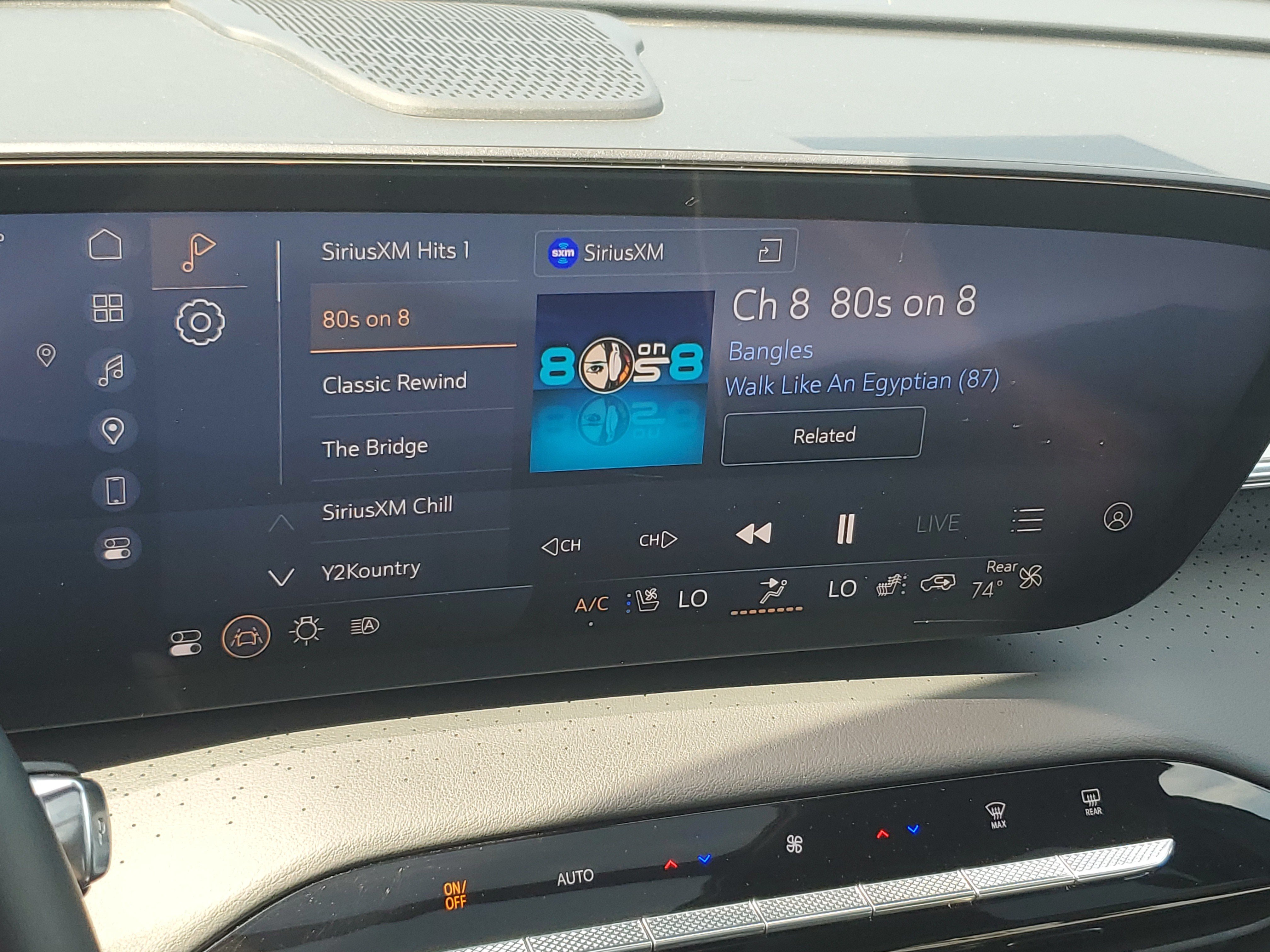 Used 2025 Buick Enclave Avenir w/ Trailering Package, 5000 lbs. AWD/4WD image 24