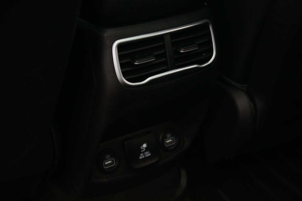 Used 2023 Hyundai Santa Fe Calligraphy AWD/4WD image 28