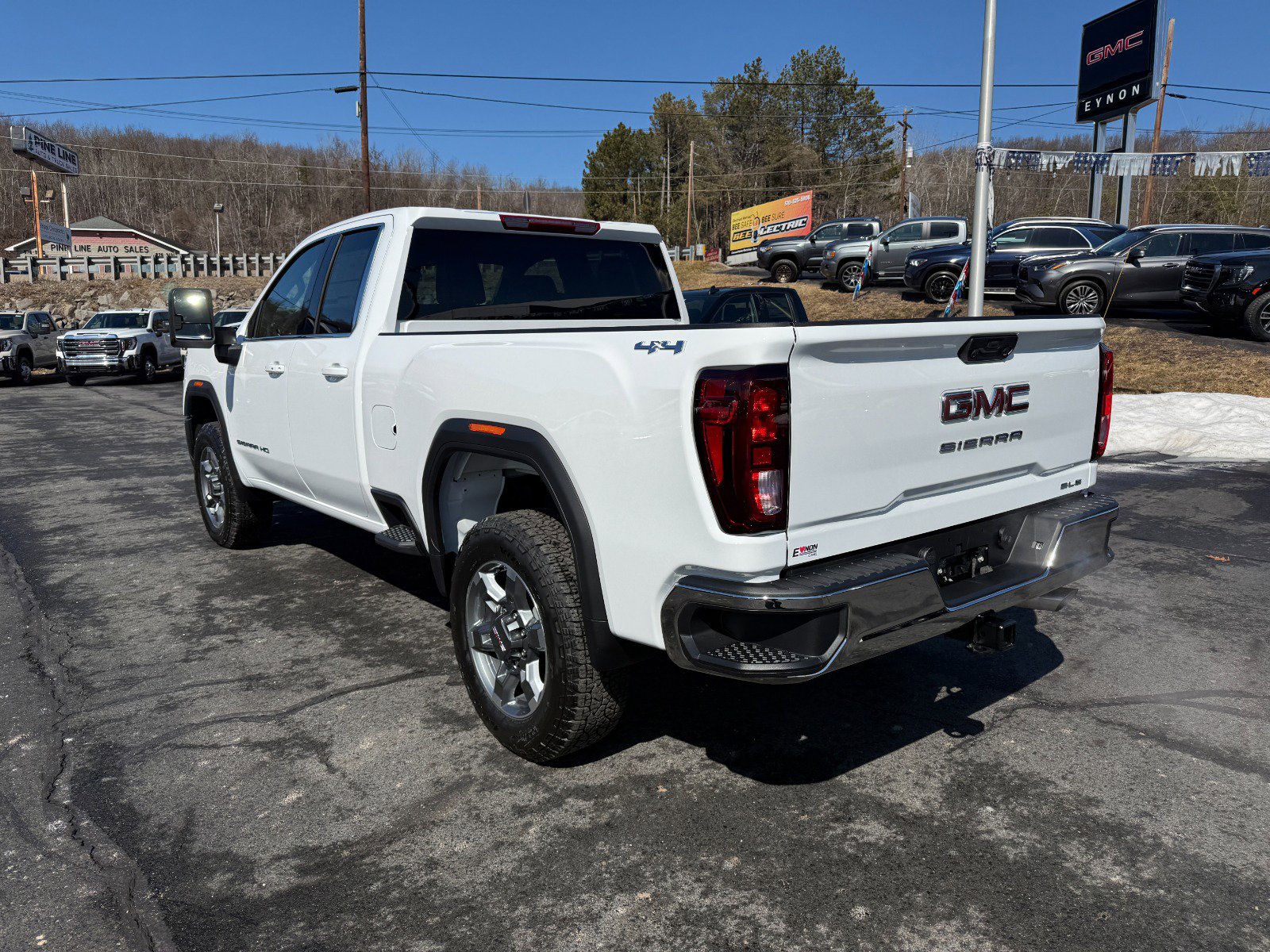New 2026 GMC Sierra 2500 SLE w/ SLE Value Package; image 3