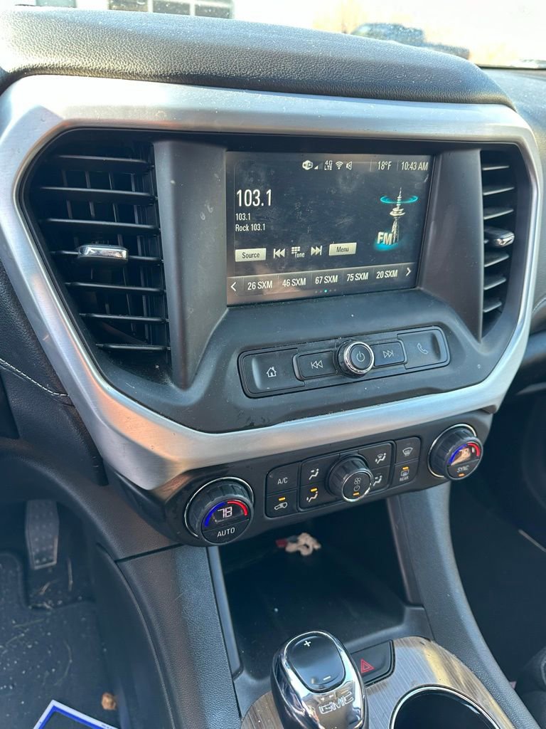 Used 2019 GMC Acadia SLE image 10