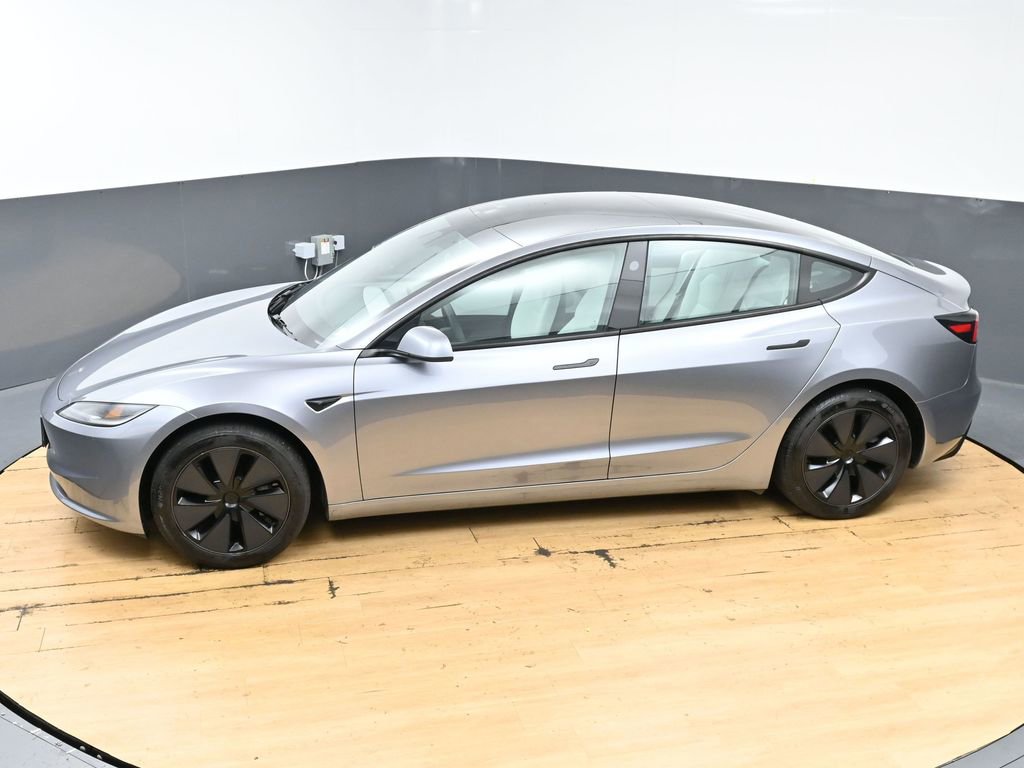 Used 2025 Tesla Model 3 Long Range image 55