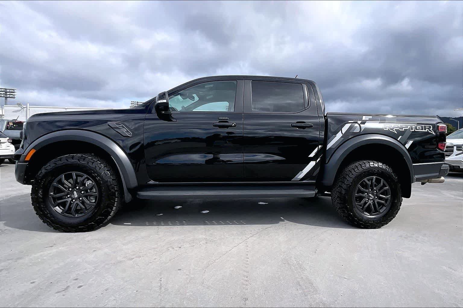 Used 2024 Ford Ranger Raptor AWD/4WD image 3