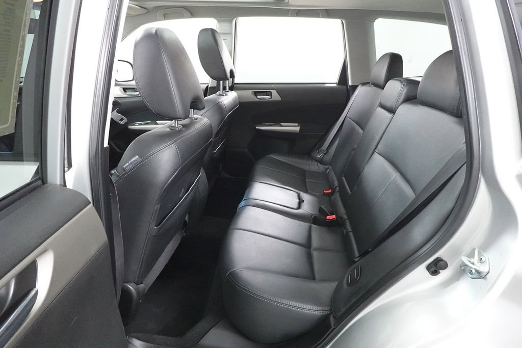 Used 2010 Subaru Forester 2.5X Limited AWD/4WD image 22