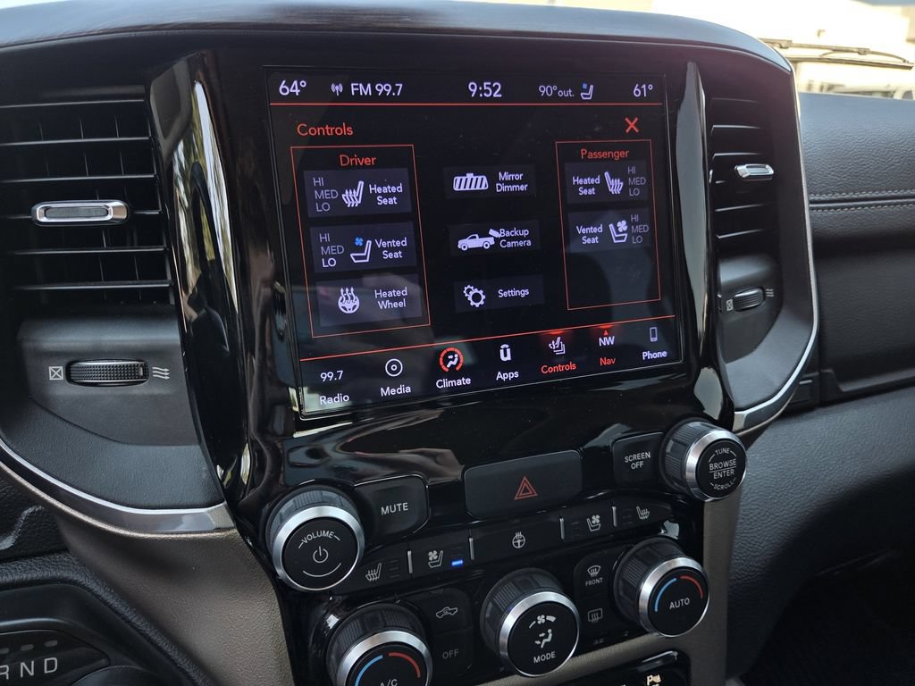 Used 2019 RAM 1500 Laramie RWD image 12