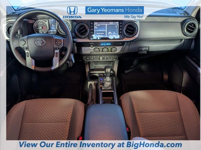 Used 2022 Toyota Tacoma SR5 w/ Technology Package RWD image 15