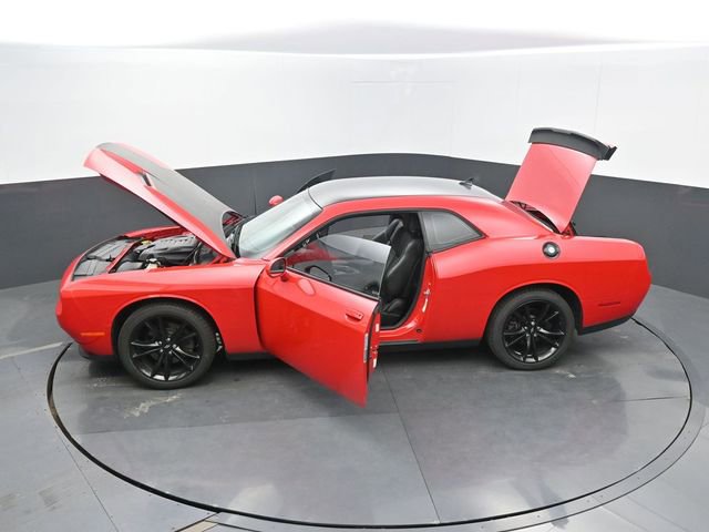 Used 2018 Dodge Challenger SXT Plus image 62