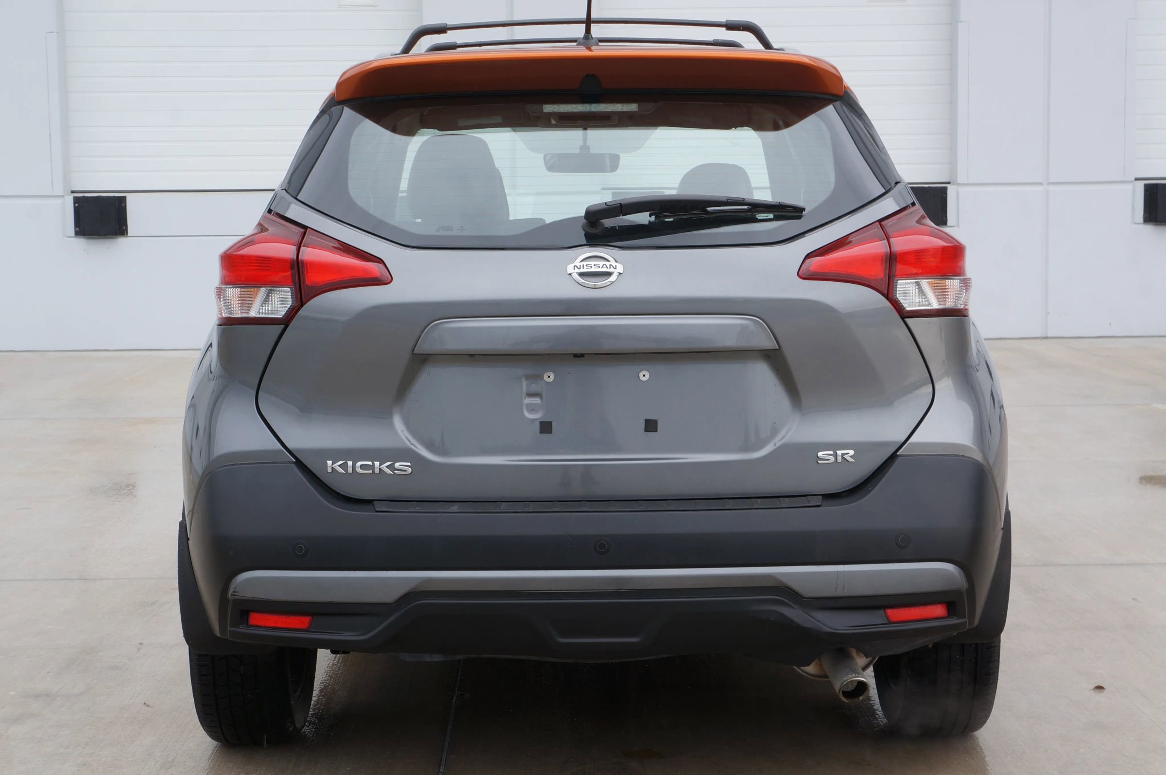 Used 2019 Nissan Kicks SR w/ SR Premium Package image 12