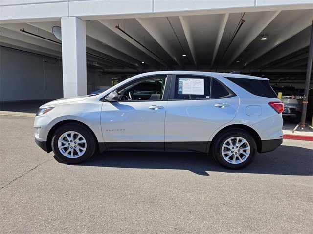 Used 2020 Chevrolet Equinox LS image 3