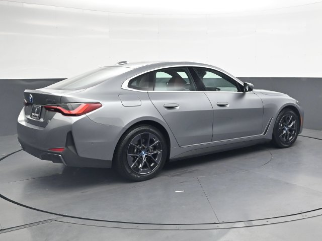 Used 2024 BMW i4 eDrive35 w/ Premium Package RWD image 4