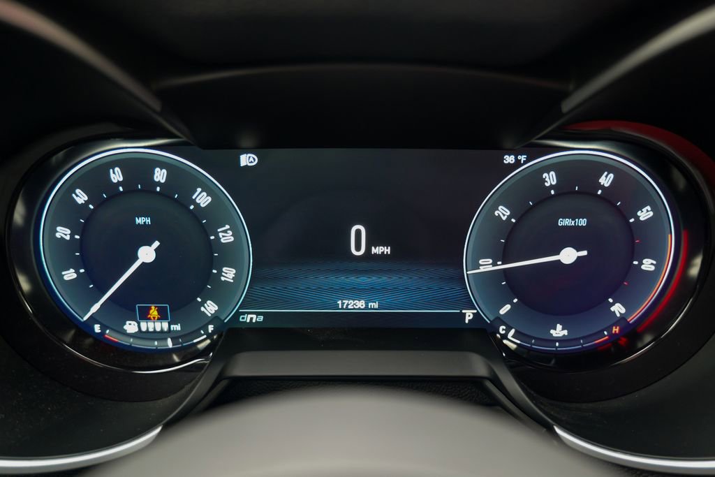 Used 2024 Alfa Romeo Stelvio Ti w/ Performance Driving Package image 46