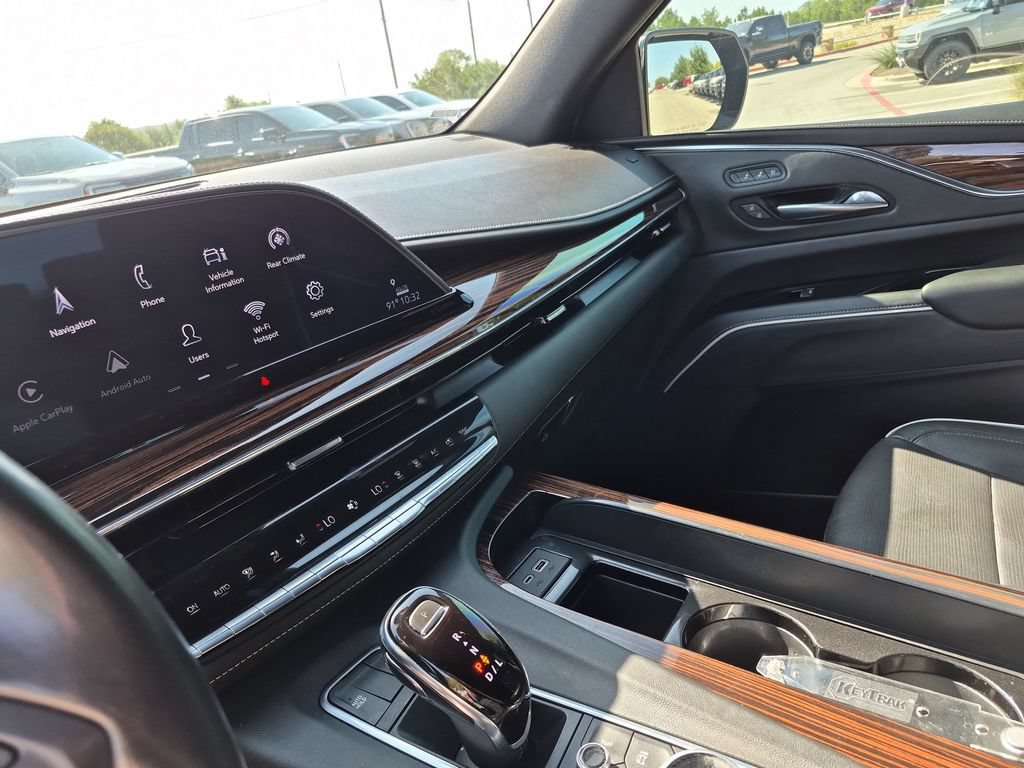 Used 2022 Cadillac Escalade Premium Luxury w/ Performance Package RWD image 28