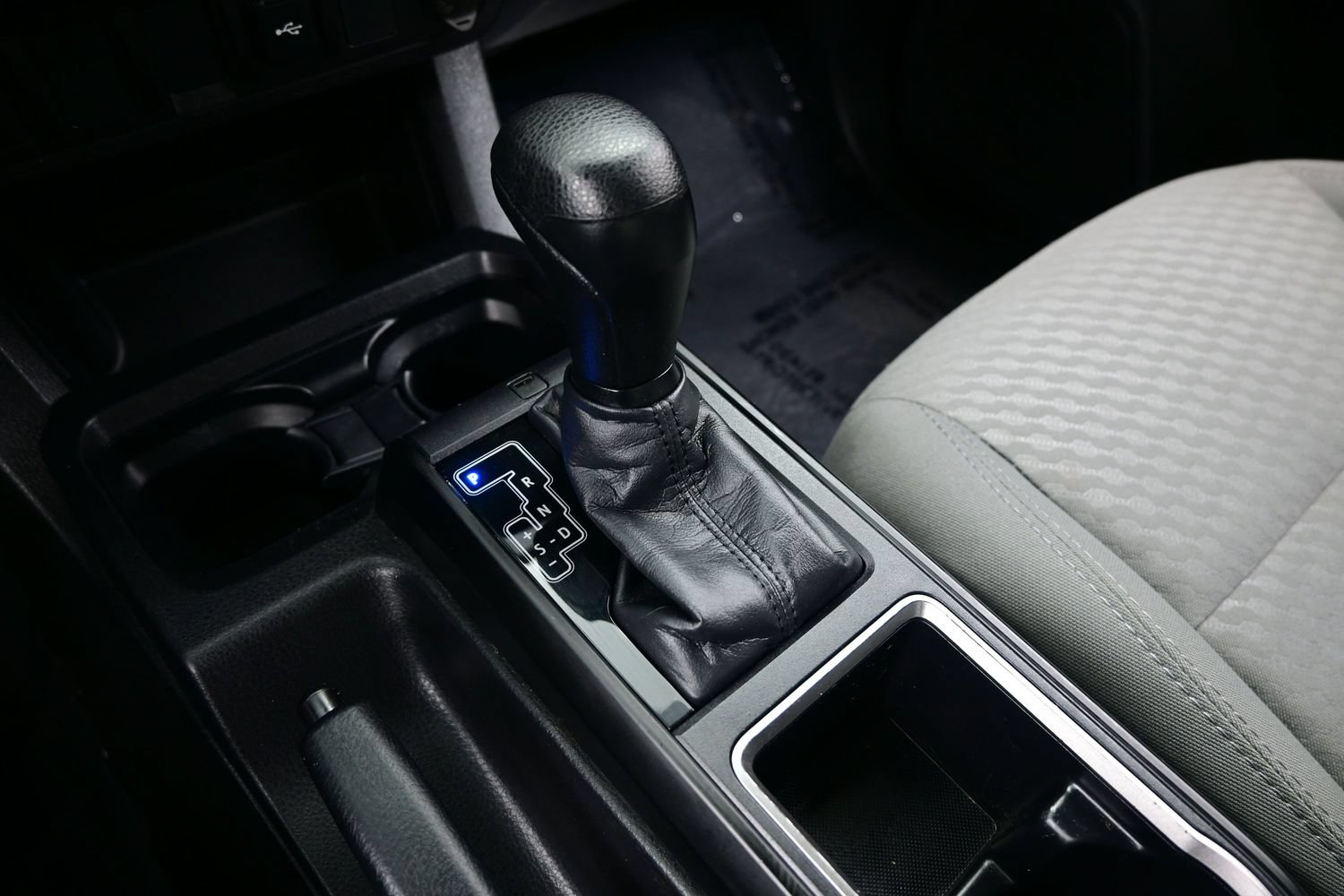 Used 2022 Toyota Tacoma SR AWD/4WD image 20