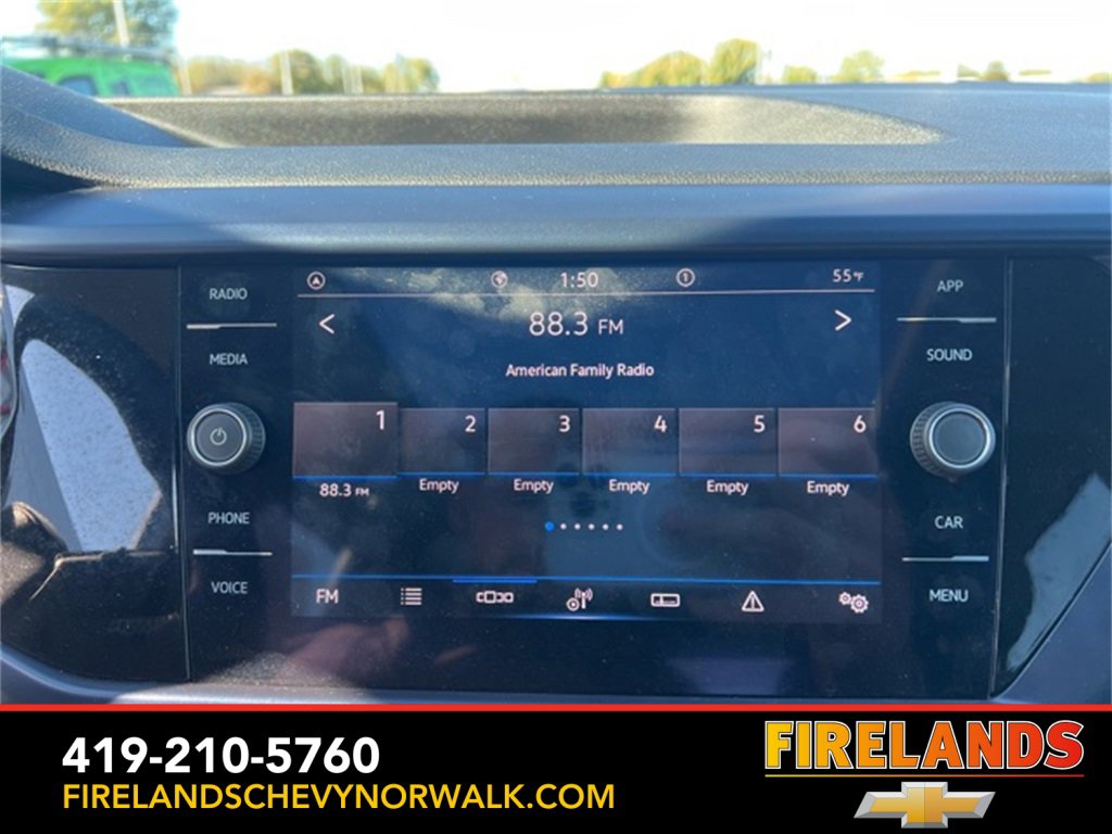 Used 2022 Volkswagen Taos SE w/ Panoramic Sunroof Package image 23