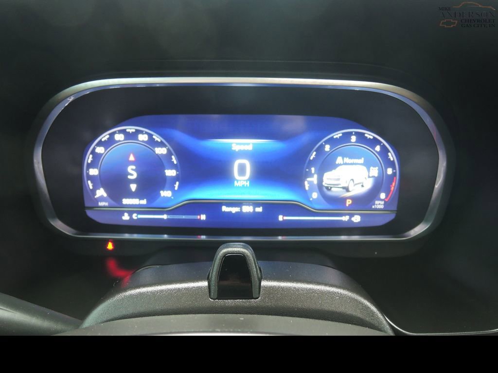 Used 2023 Chevrolet Suburban High Country w/ Advanced Technology Package image 14