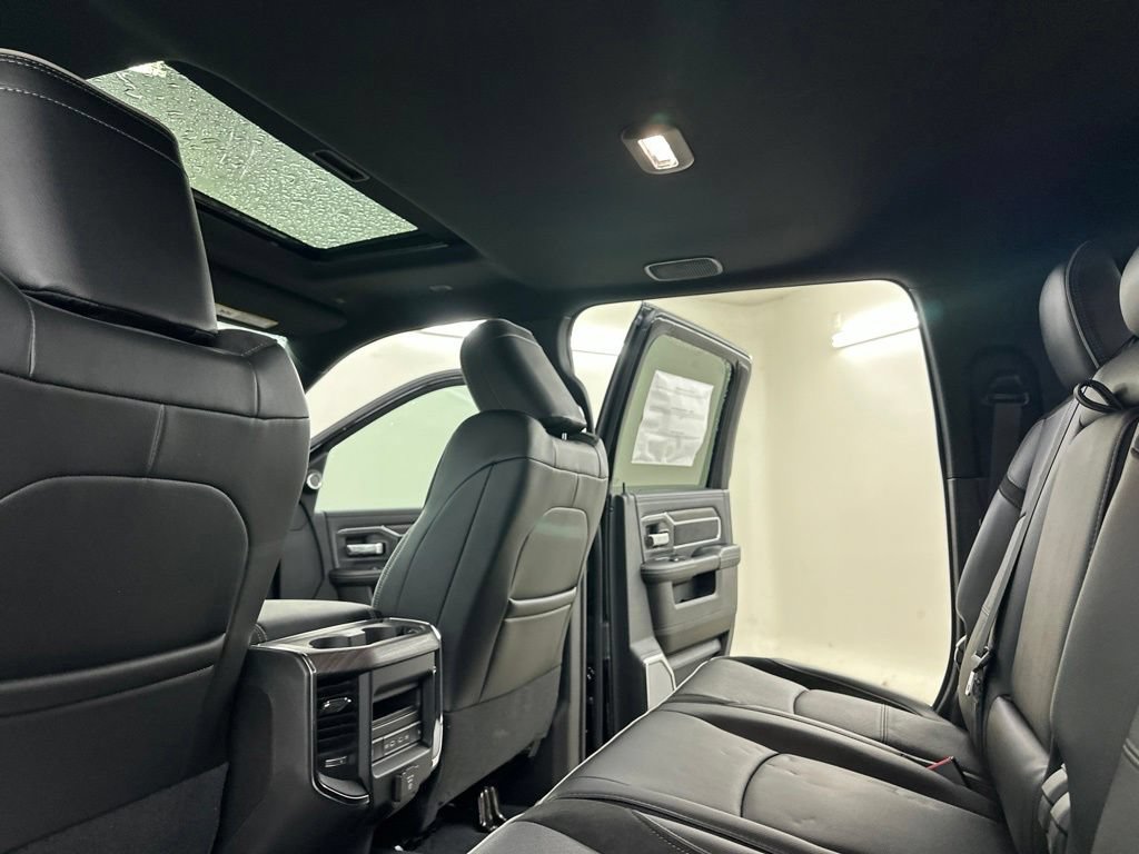 New 2026 RAM 3500 Laramie AWD/4WD image 51