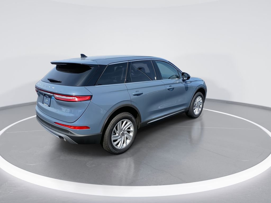 Used 2025 Lincoln Corsair FWD image 8