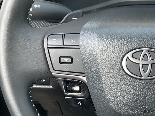 Used 2026 Toyota Camry SE FWD image 14