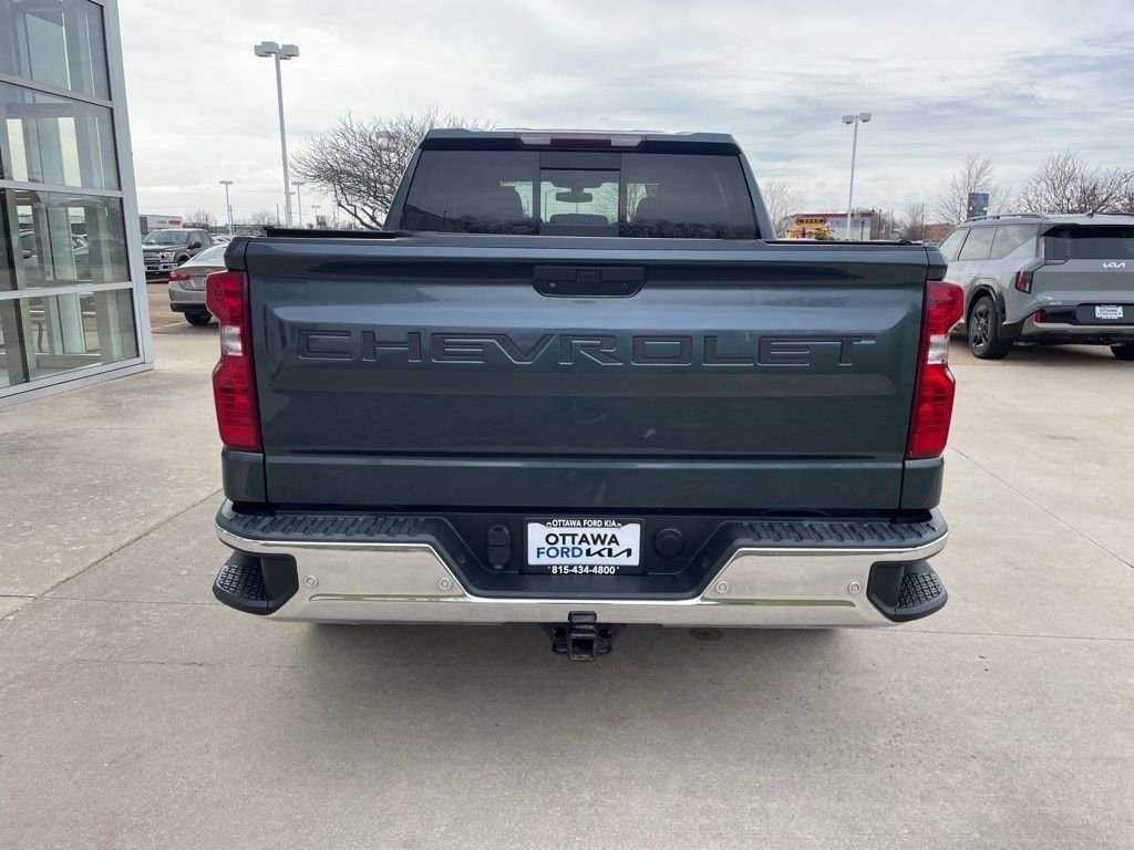 Used 2020 Chevrolet Silverado 1500 LT w/ All-Star Edition AWD/4WD image 6