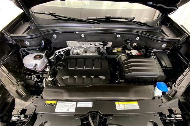 Used 2025 Volkswagen Atlas SEL Premium R-Line image 10