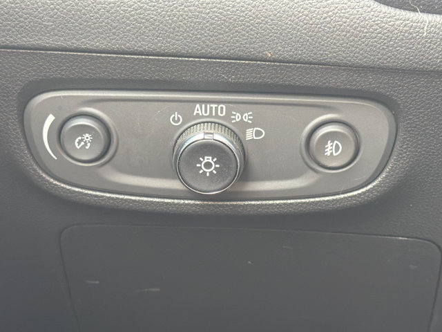 Used 2022 Buick Encore GX Preferred FWD image 30