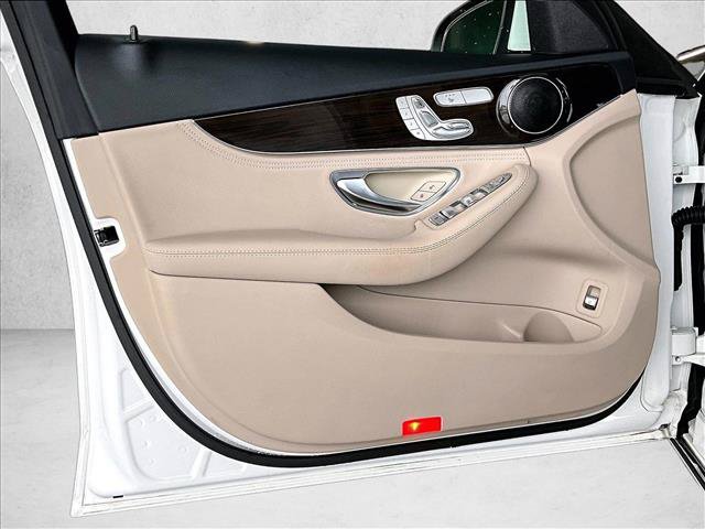Used 2016 Mercedes-Benz C 300 Sedan image 18