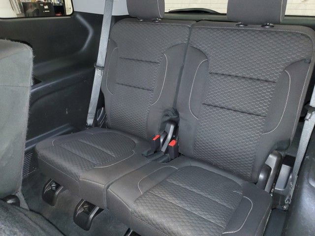 Used 2019 GMC Acadia SLE image 32