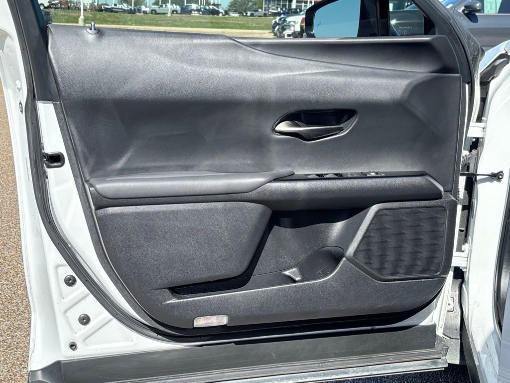 Used 2020 Lexus UX 200 F Sport w/ F Sport Premium Package image 26