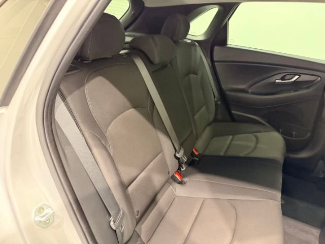 Used 2018 Hyundai Elantra GT w/ Style Package 02 FWD image 22