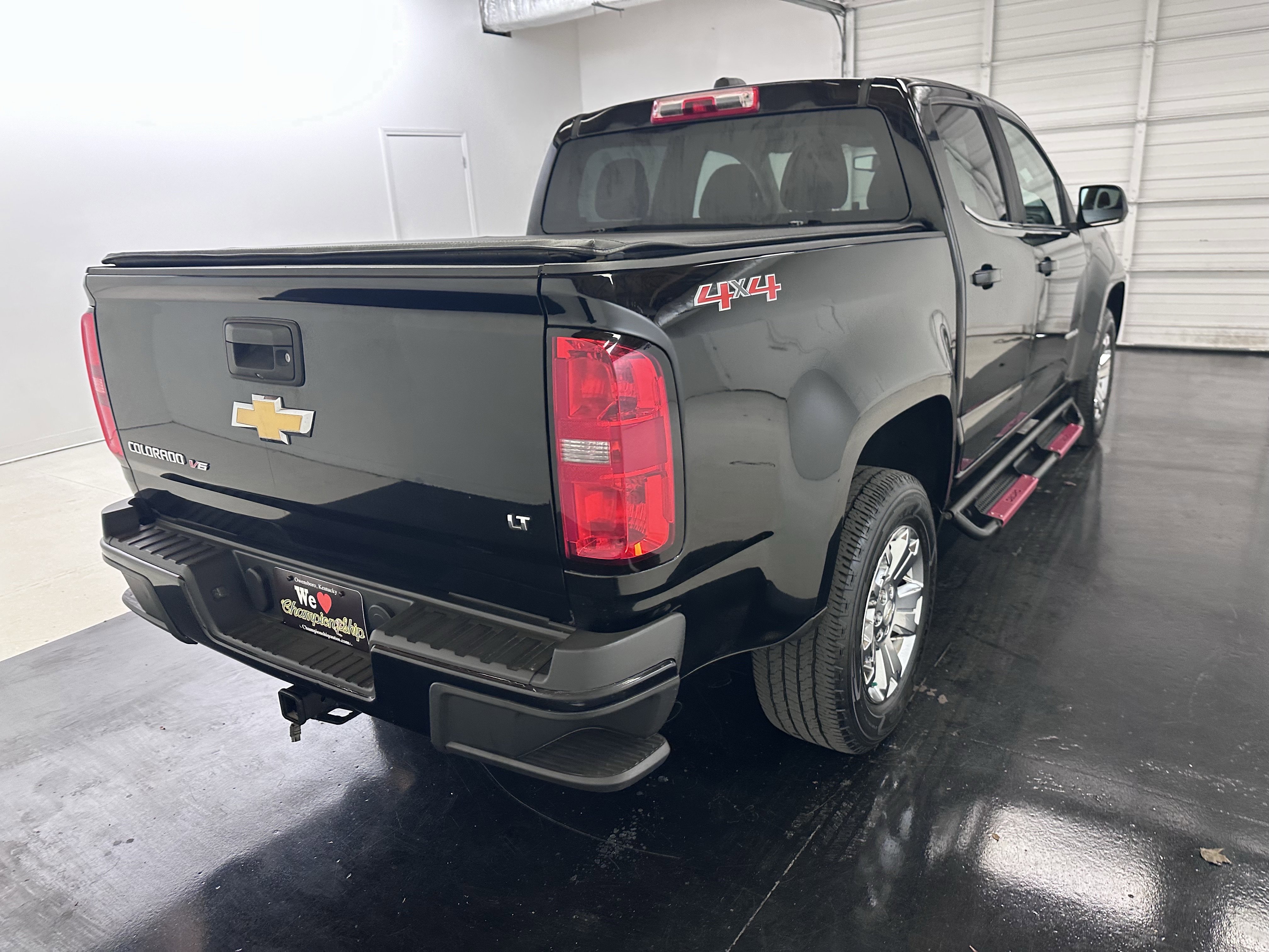 Used 2020 Chevrolet Colorado LT image 10