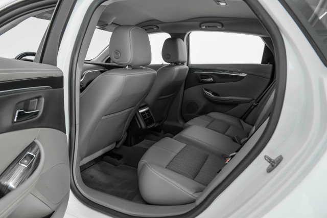 Used 2018 Chevrolet Impala LT image 33