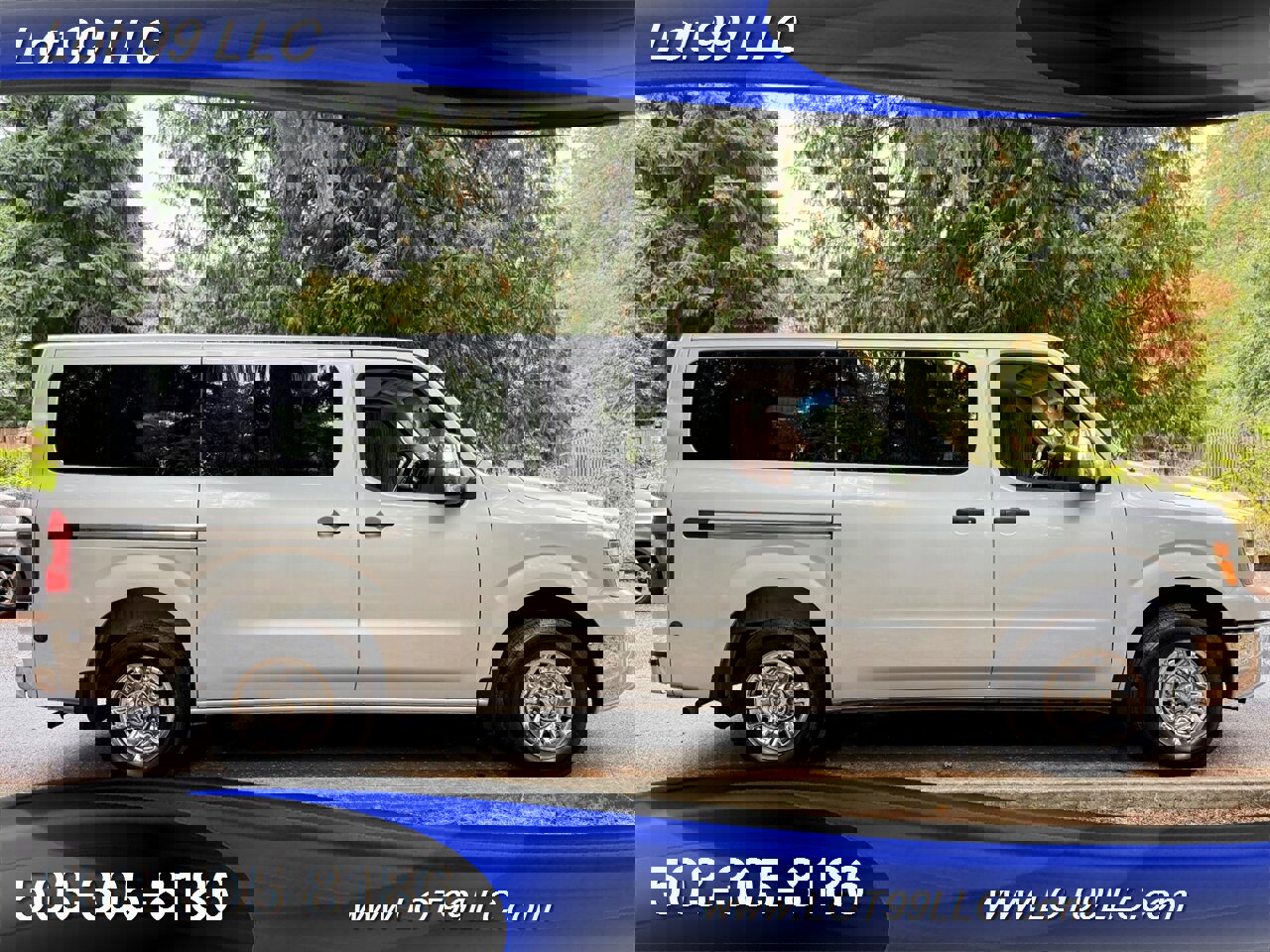 Used 2021 Nissan NV 3500 SV image 6