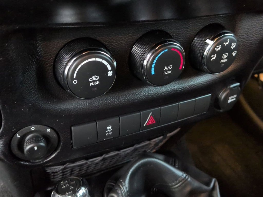 Used 2016 Jeep Wrangler Unlimited Sport w/ Quick Order Package 23S image 16