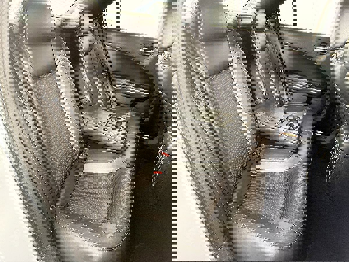 Used 2019 Dodge Charger SXT w/ Leather Interior Group RWD image 40