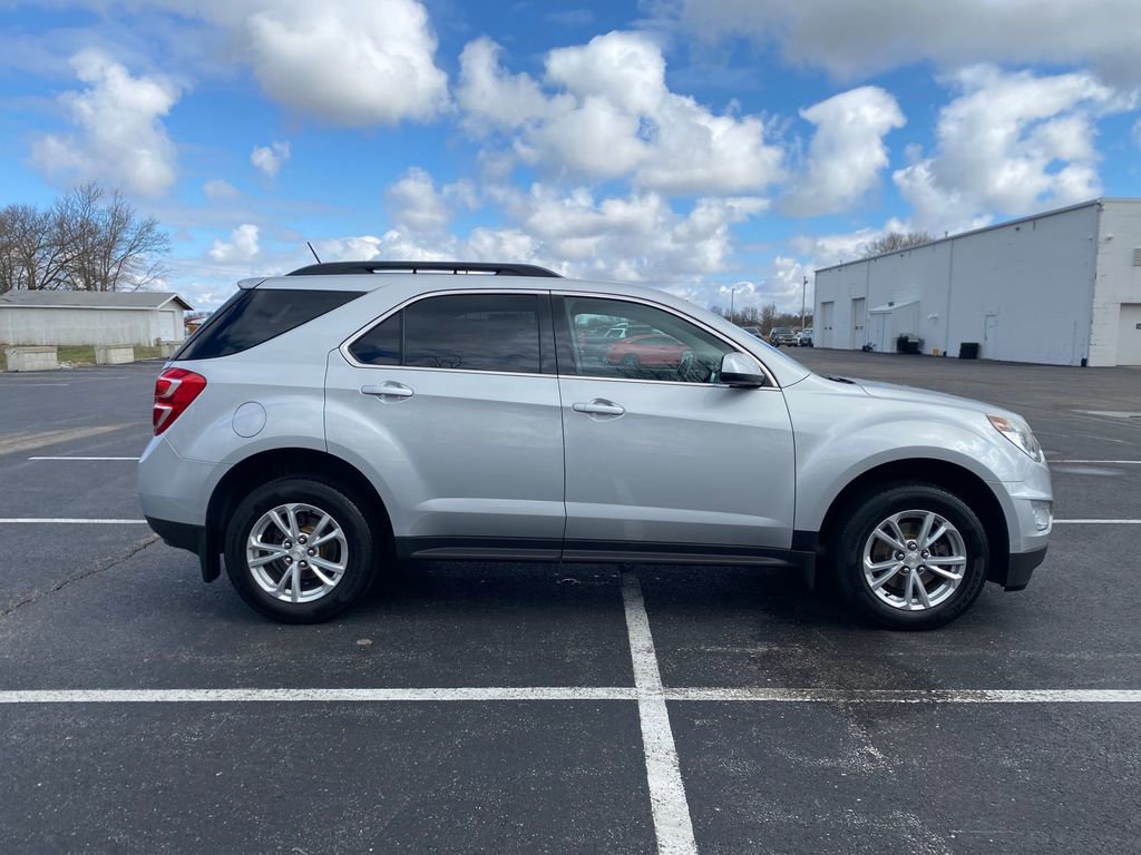 Used 2017 Chevrolet Equinox LT w/ Convenience Package image 8