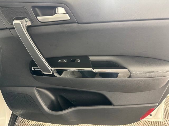 Certified 2022 Kia Sportage Nightfall Edition w/ Nightfall Fwd Premium Package image 21