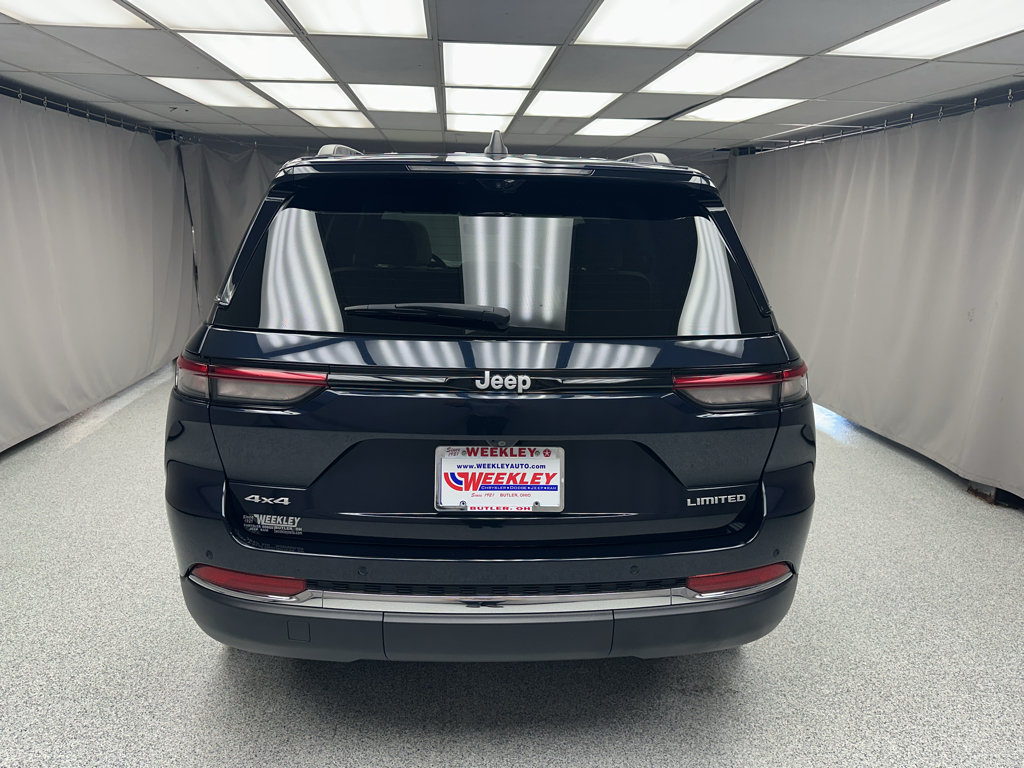 Used 2024 Jeep Grand Cherokee Limited w/ Luxury Tech Group II AWD/4WD image 19