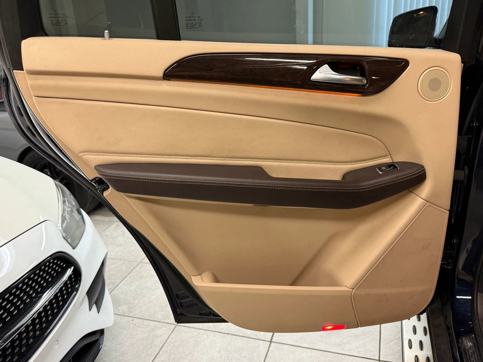 Used 2017 Mercedes-Benz GLS 450 4MATIC w/ Premium Package image 18