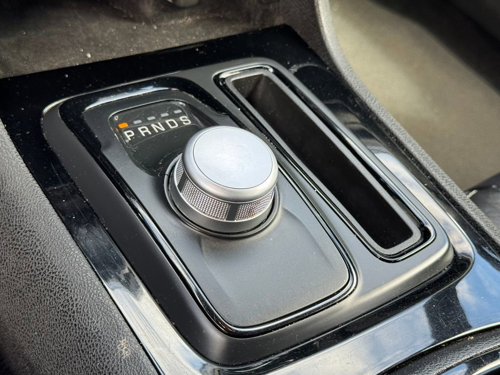 Used 2022 Chrysler 300 S image 12