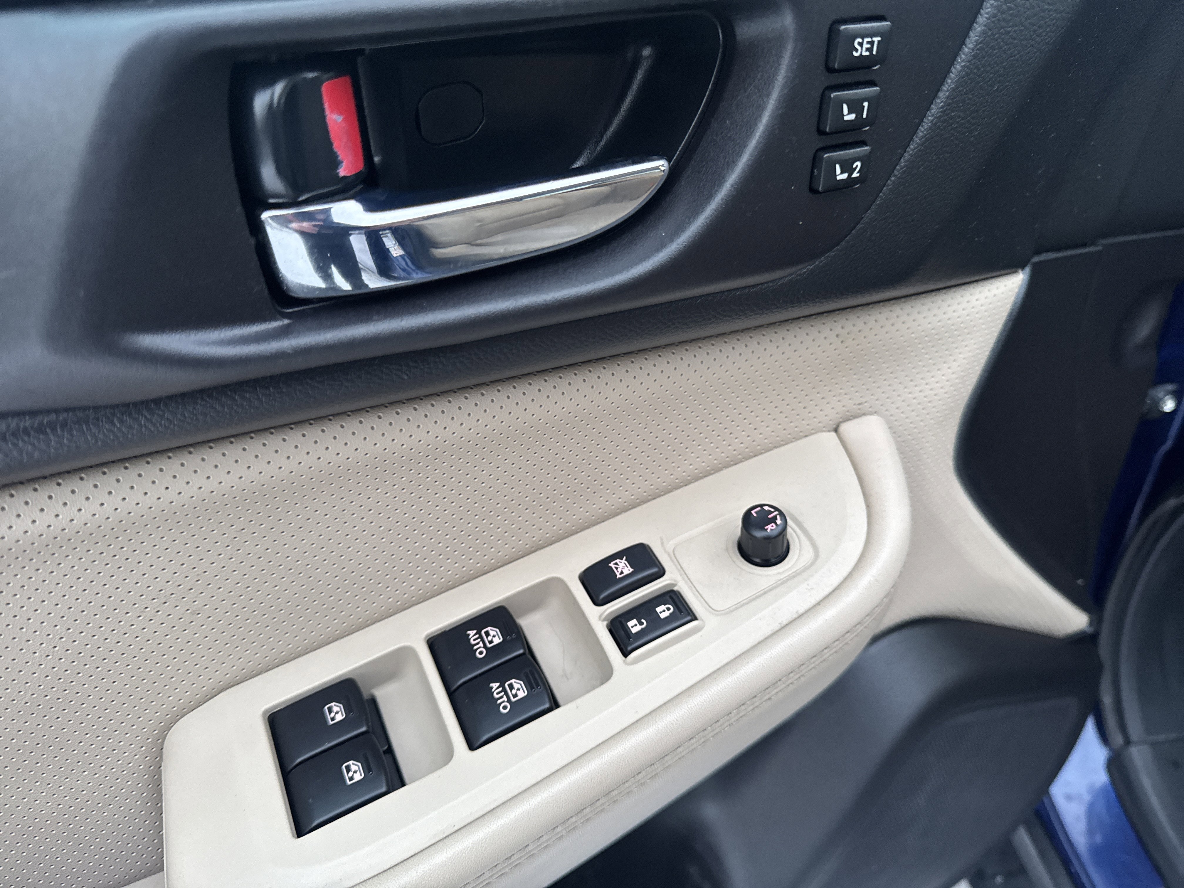 Used 2017 Subaru Outback 2.5i Limited image 14